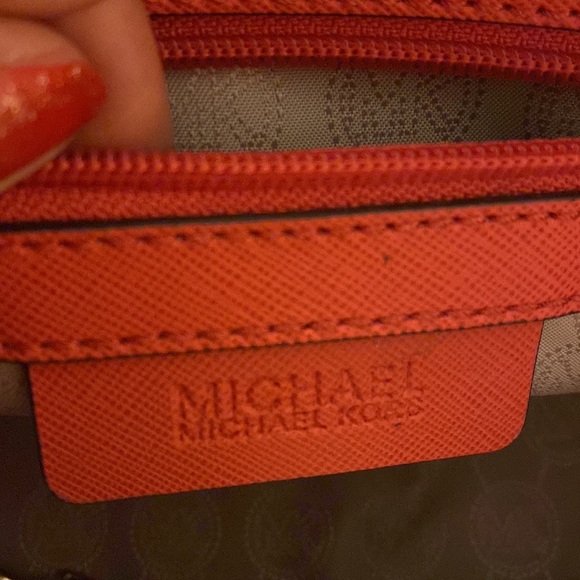S⭕️LD Authentic Micheal Kors Messenger Stud Bag - Picture 8 of 10